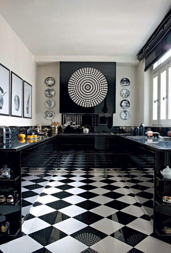 Black-Kitchen-Cabinets-21